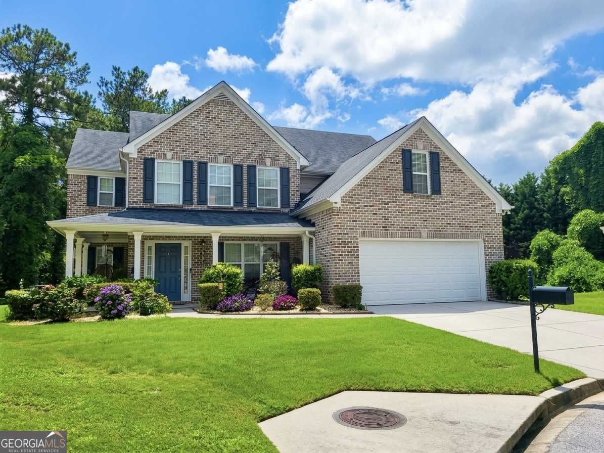 828 Cooper Lakes Court