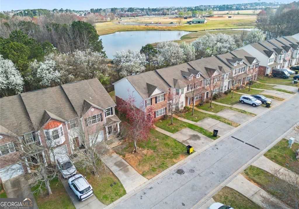 1740 Fielding Way photo 2