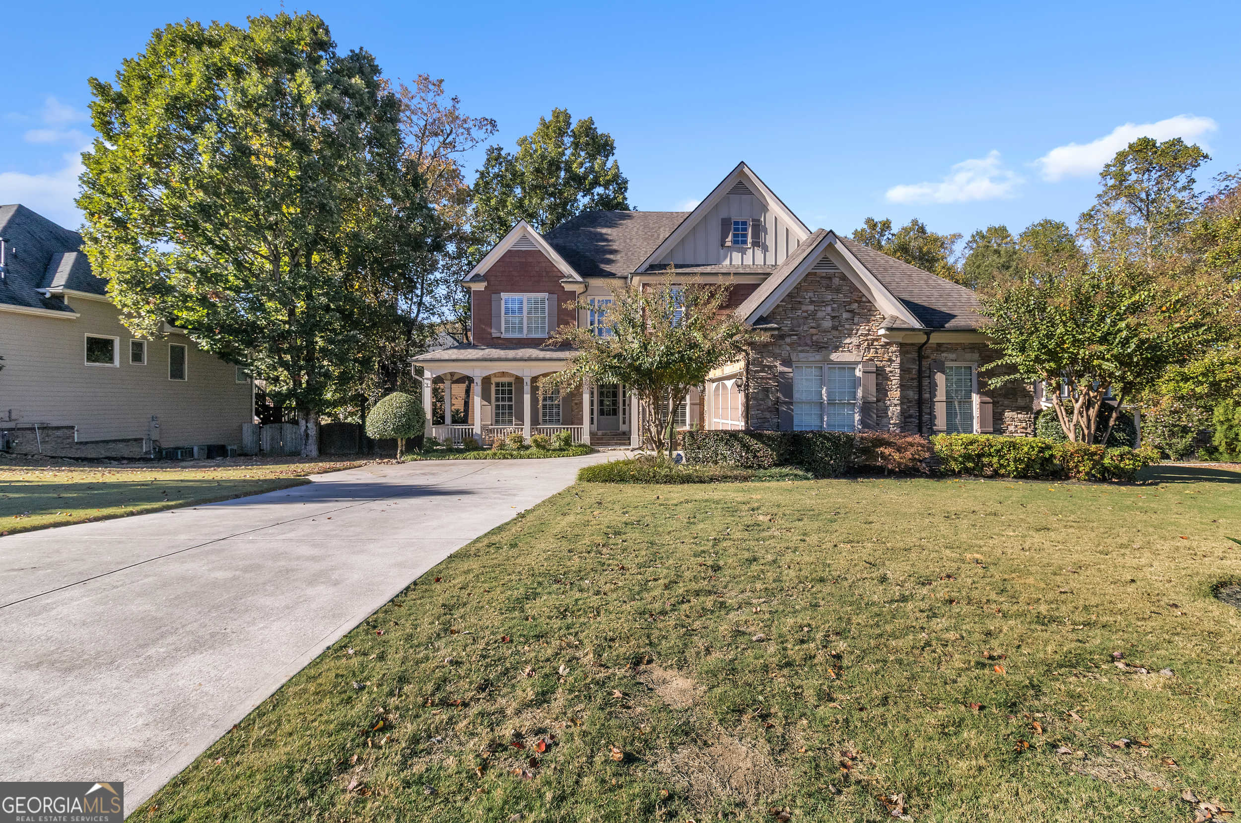 1611 Silvergrass Lane photo 3