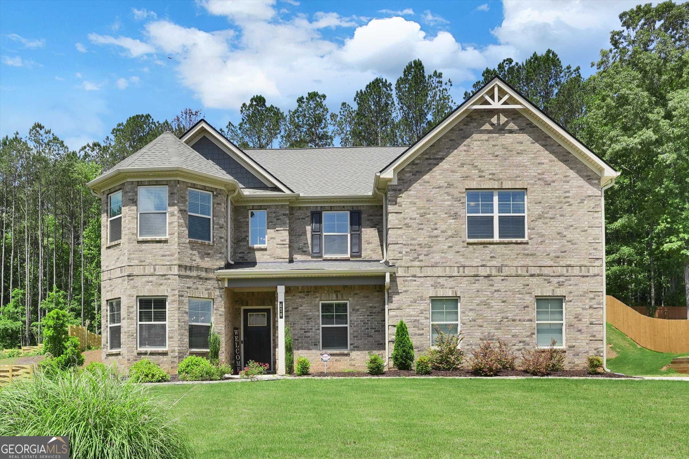 416 Traditions Lane photo 2