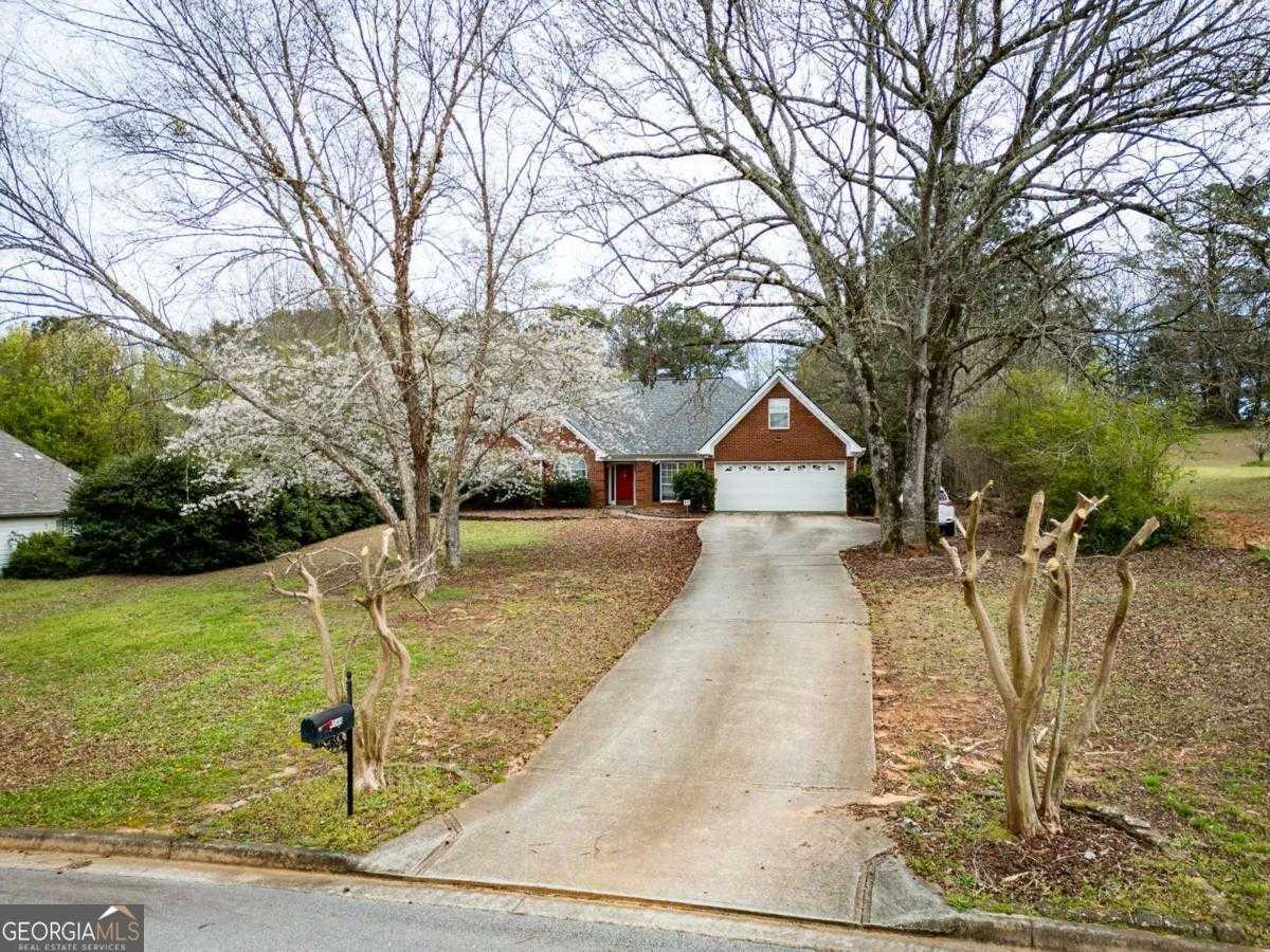 4544 Wentworth Place SW photo 3