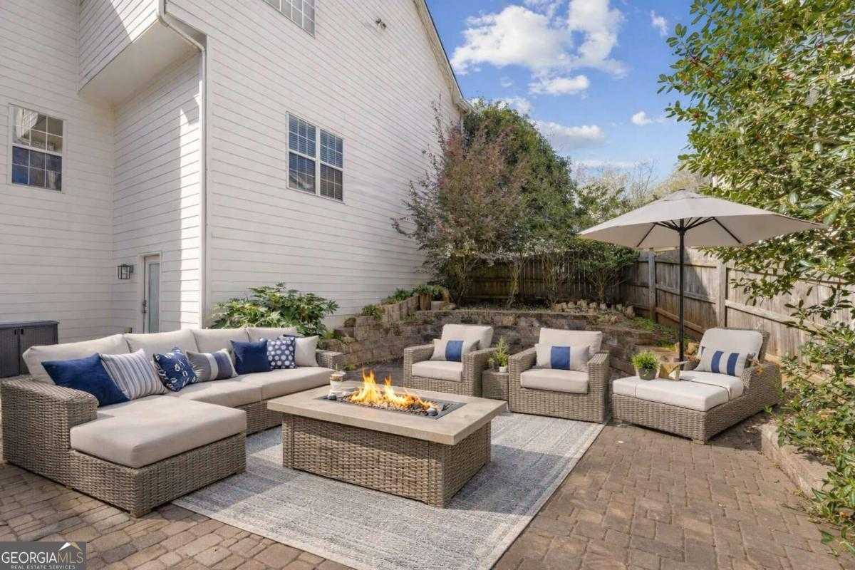 1041 Bonaventure Way photo 3