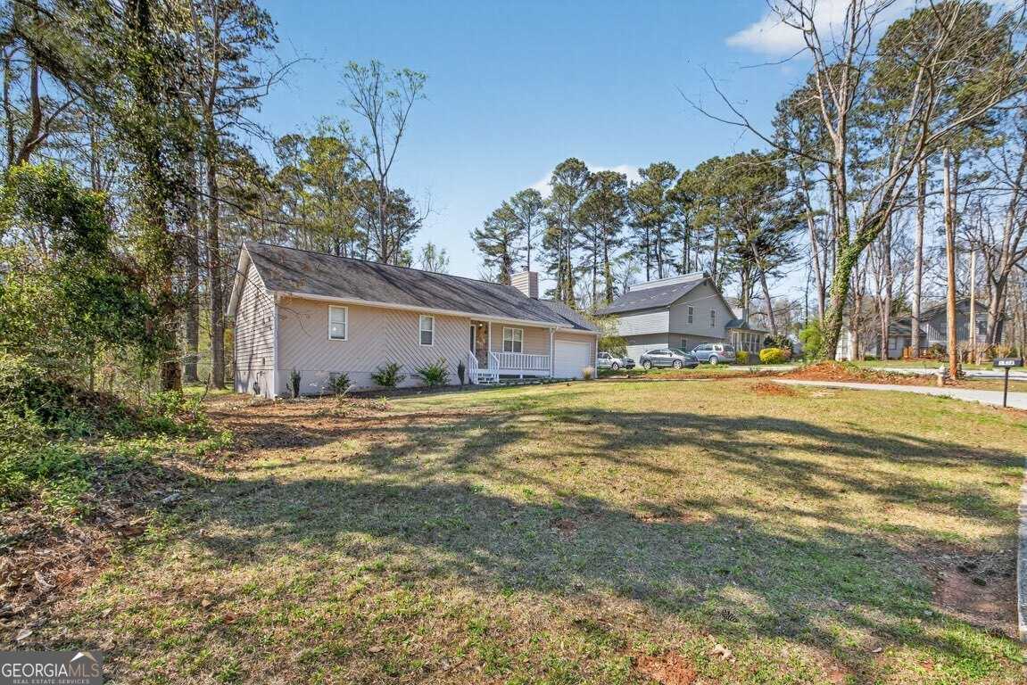 1436 Sage Brook Court photo 3